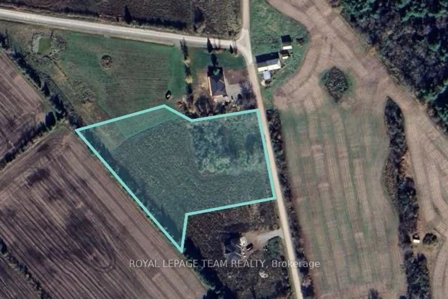 475 Pioneer Road photo 3
