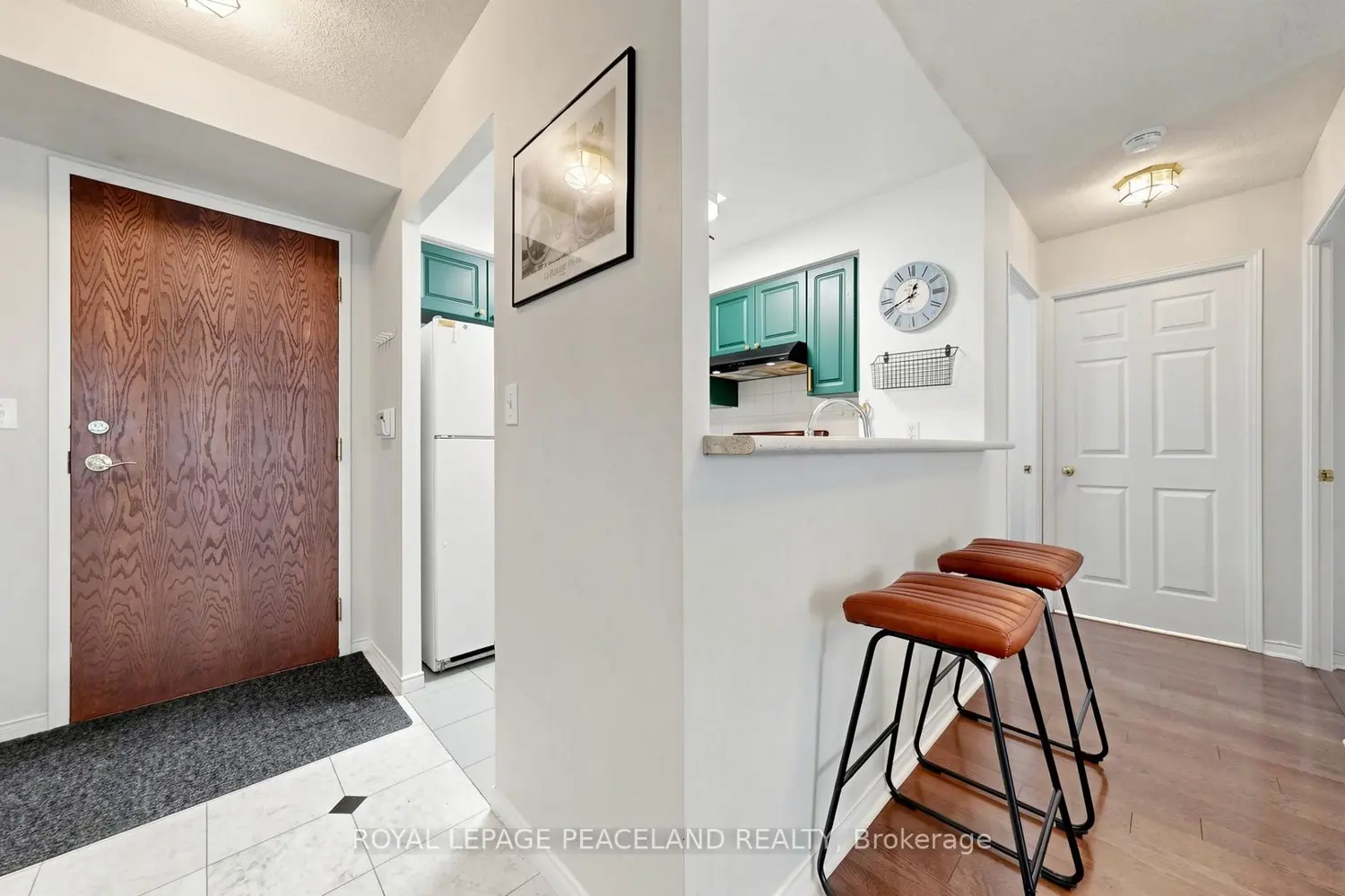 18 Pemberton Avenue 409 photo 5