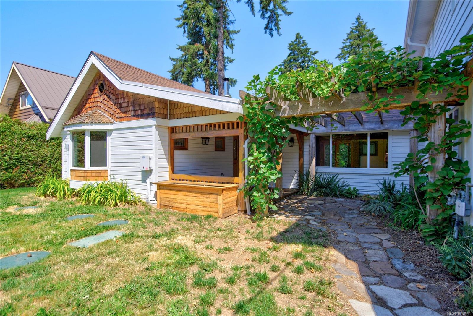 1162 Booth Road SW, Comox, BC, V9M 4B4 photo 3