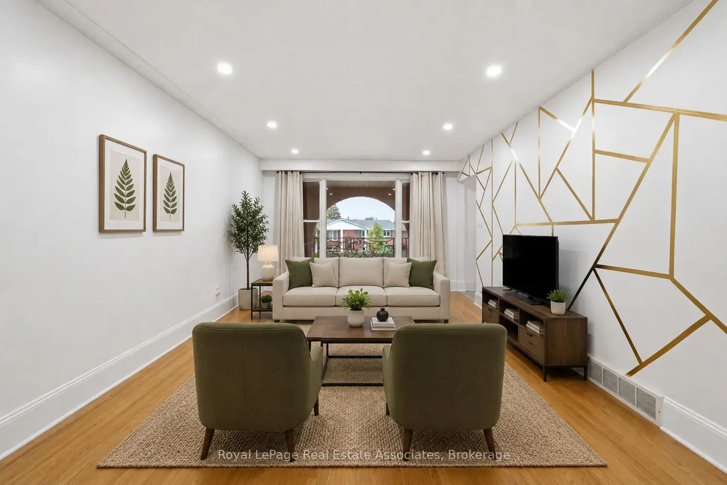 55 Eastbury Drive photo 3