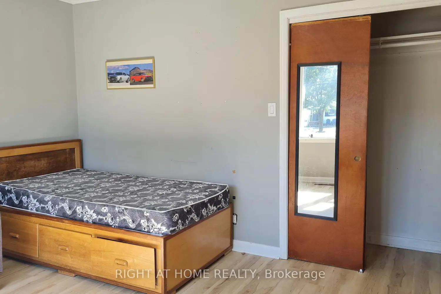 310 Grey Street photo 4