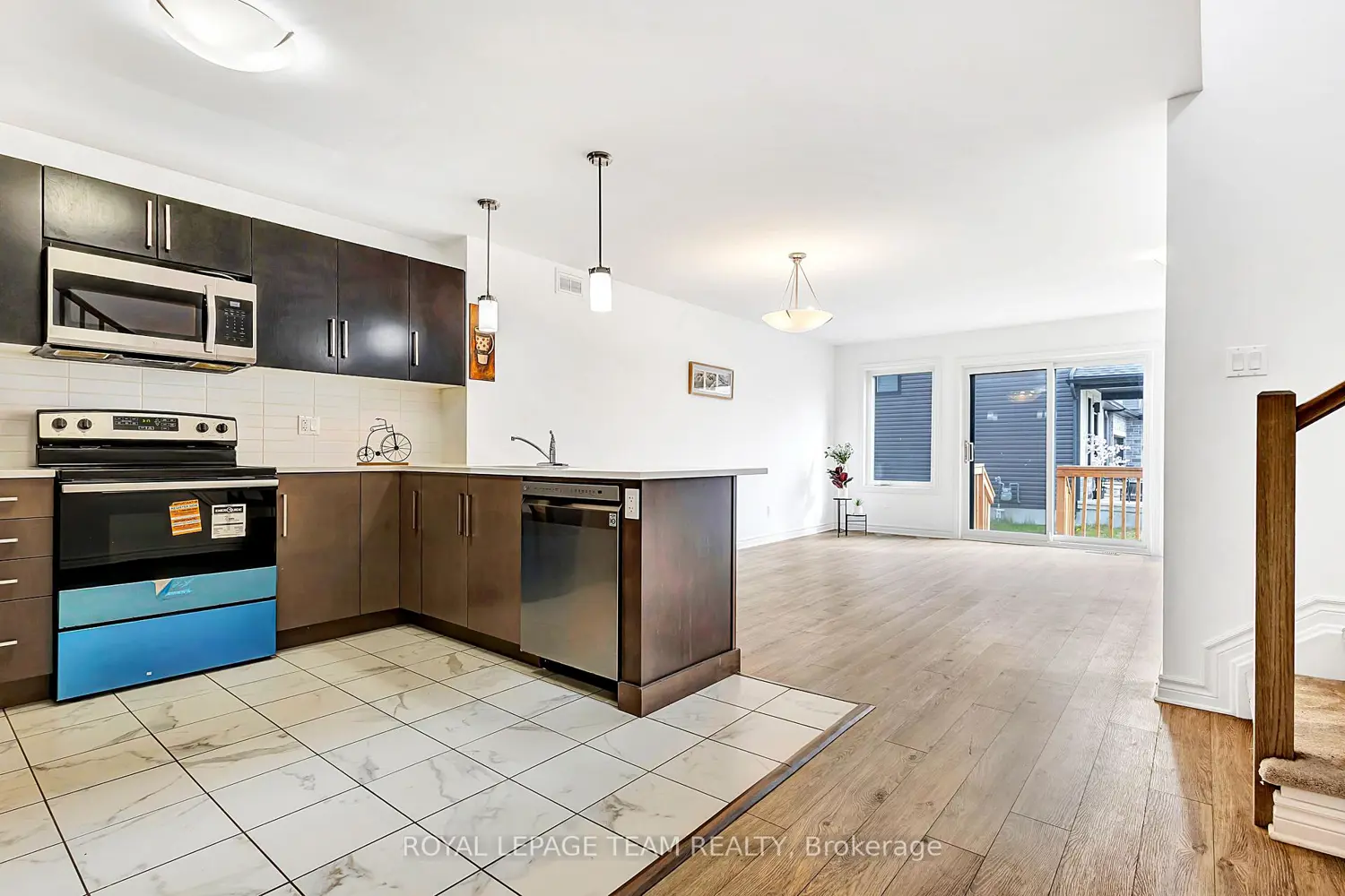 126 Dowdall Circle photo 5