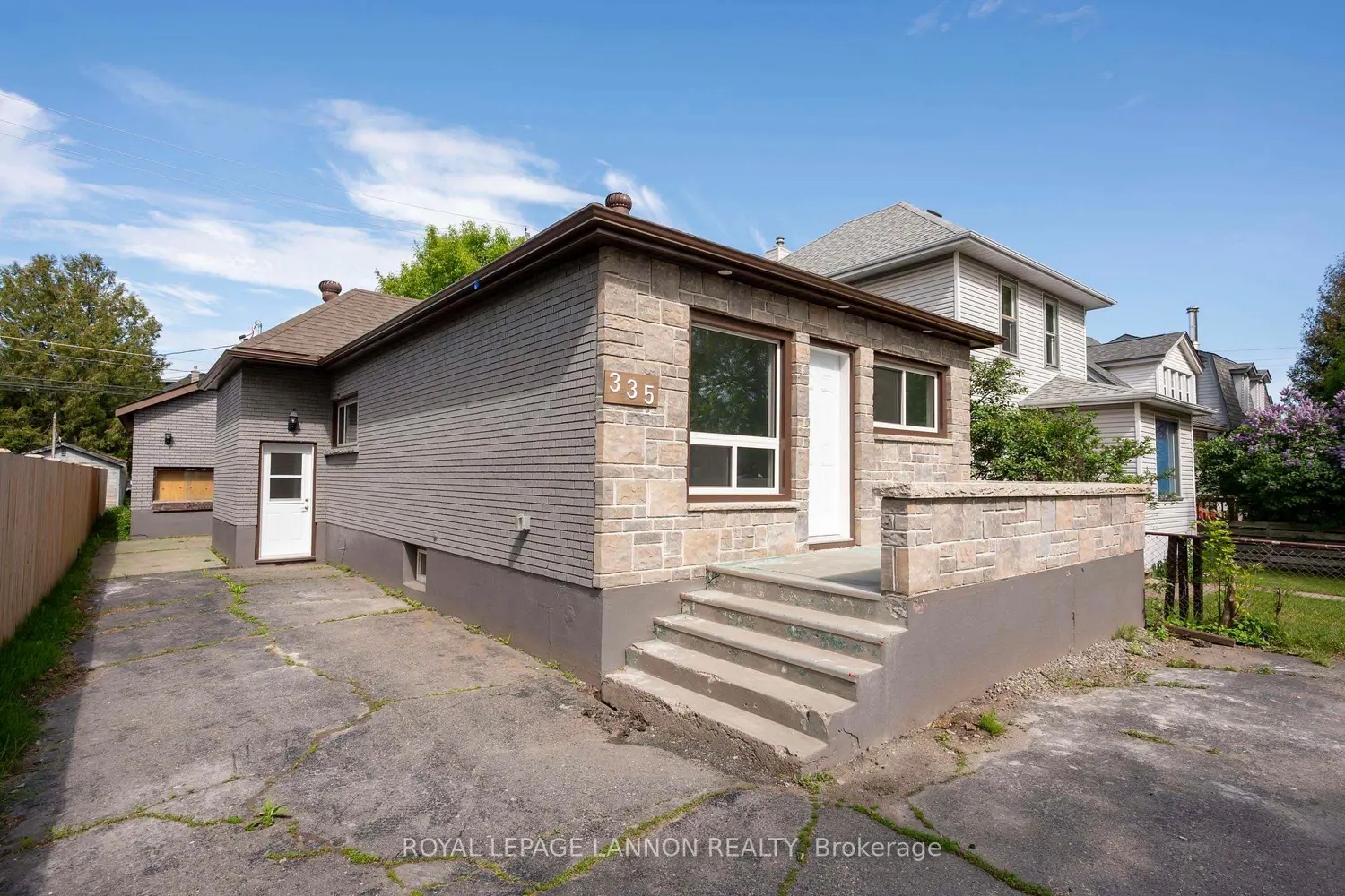 335 Vickers Street photo 3