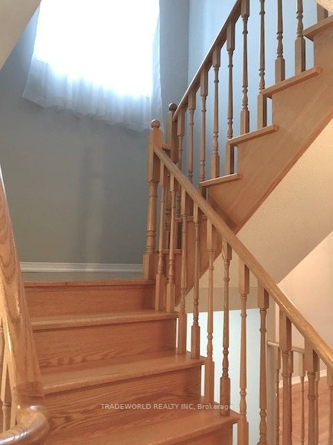 68 Thoroughbred Way, Markham, ON, L6C 0B6 photo 5