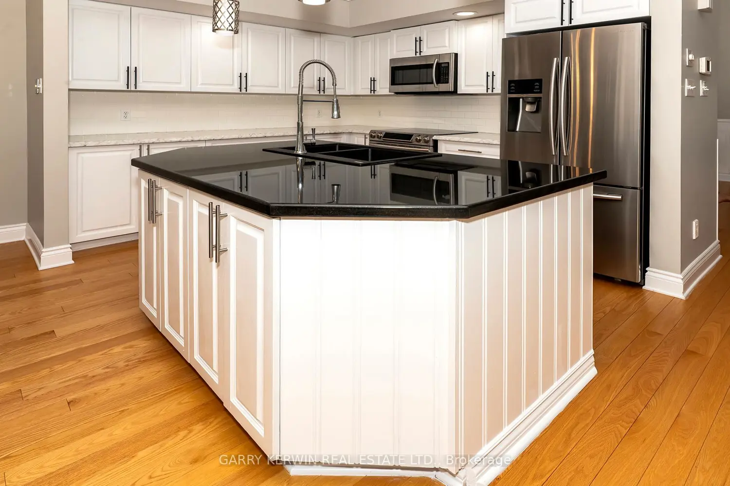 77 Birchfield Avenue photo 4