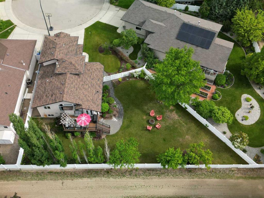 156 Aubrey Close, Red Deer, AB, T4R 3B8 photo 4