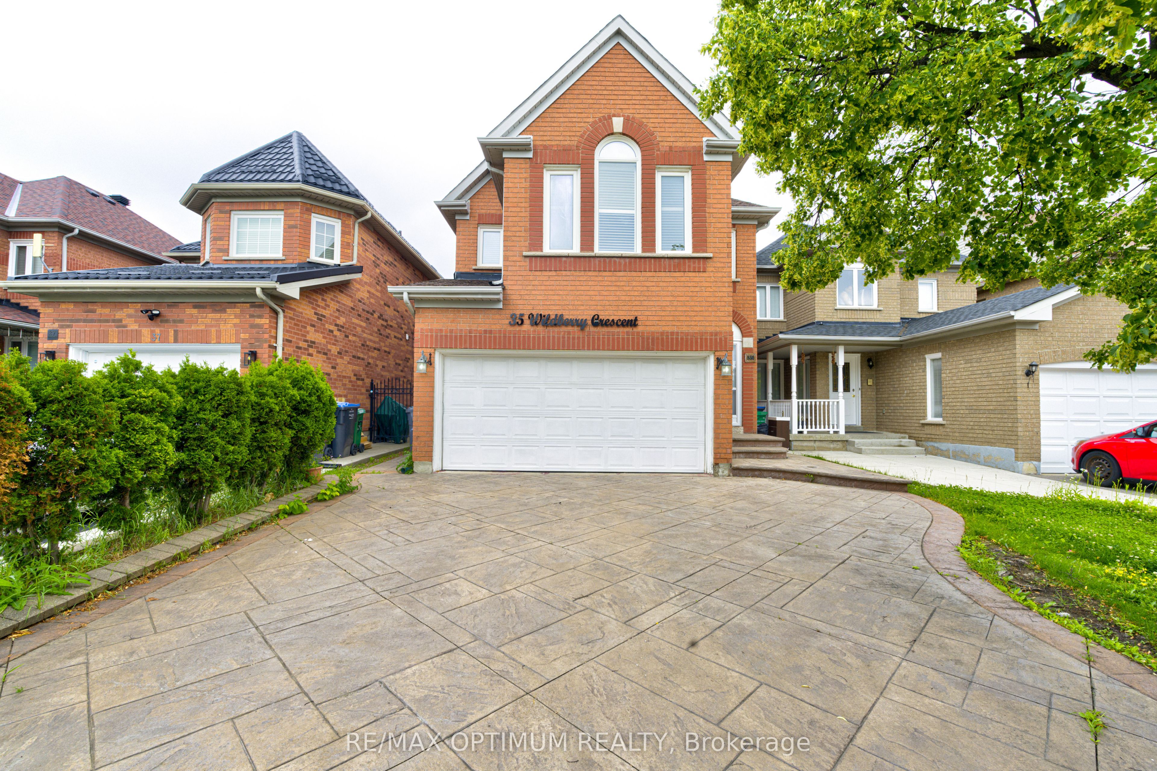 35 Wildberry Crescent, Brampton, ON, L6R 1K1 photo 3