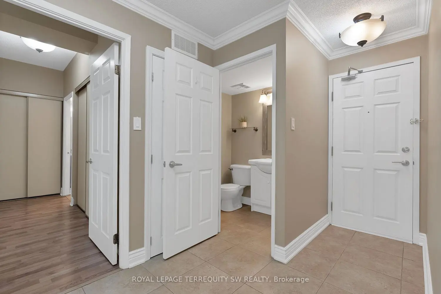 309 Major Mackenzie Drive 113