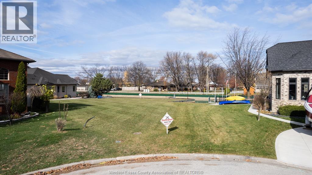 256 Moceri Crescent, Lakeshore, ON, N8N5A9