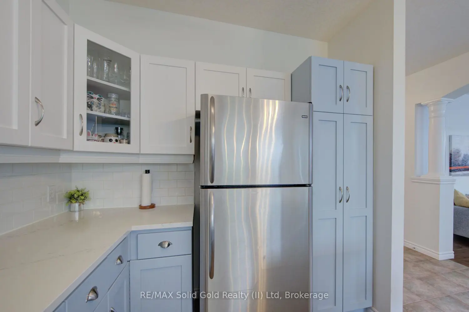 729 Keats Way photo 4