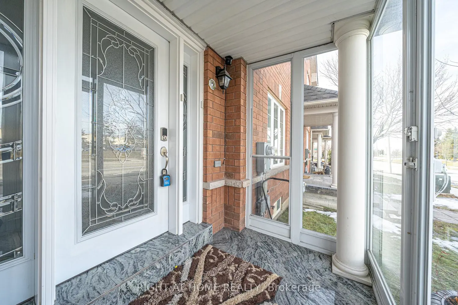 47 Davos Road photo 2