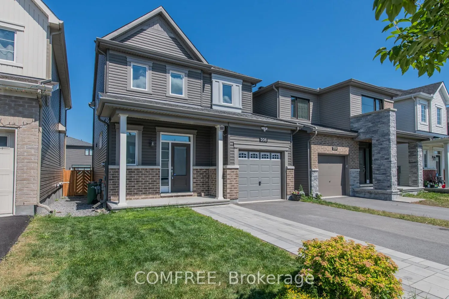 206 Kimpton Drive photo 2