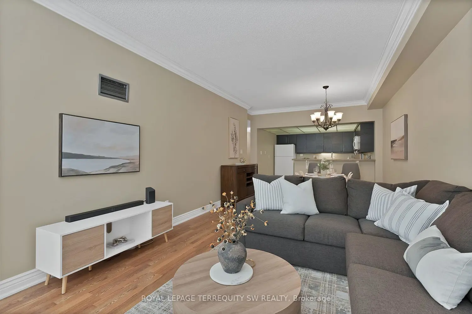 309 Major Mackenzie Drive 113 photo 5