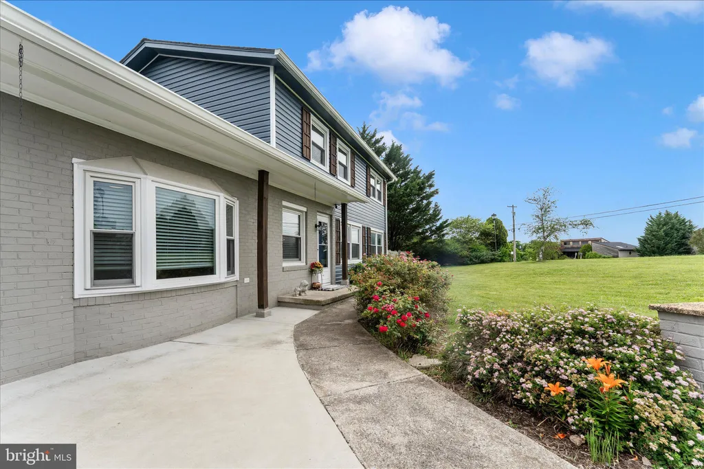 301 Lanafield Drive, Boonsboro, MD 21713 photo 3