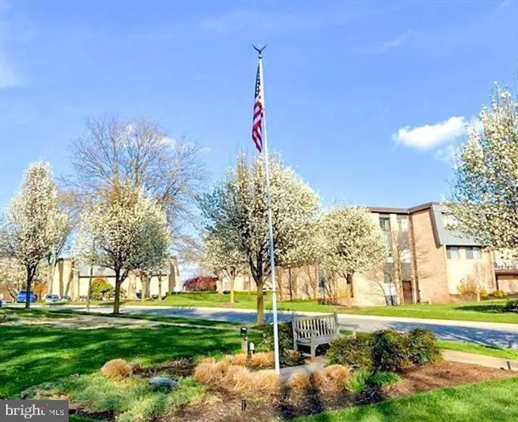 5 Stonehenge Circle Unit 2, Pikesville, MD 21208