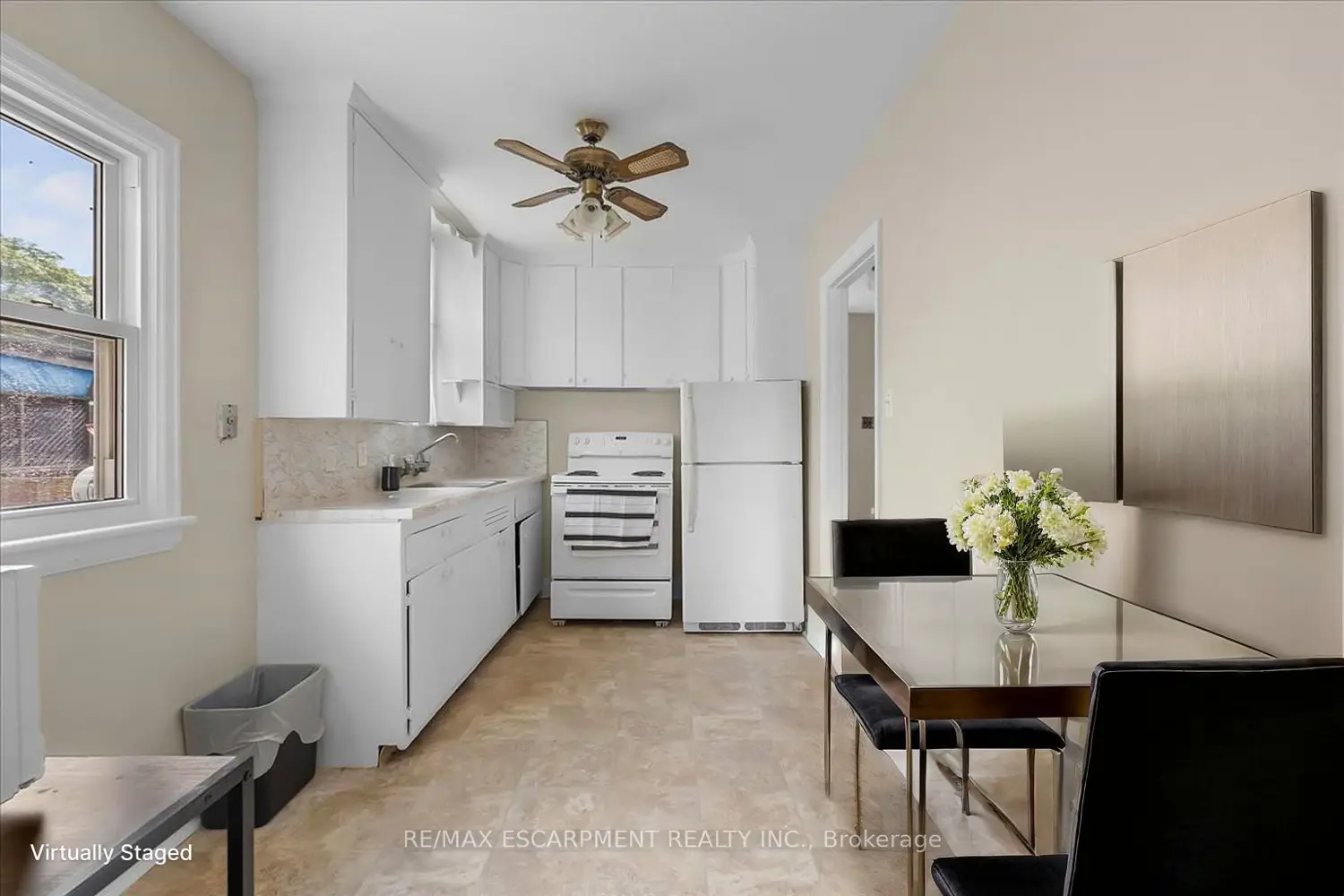 128 East 39Th Street photo 3