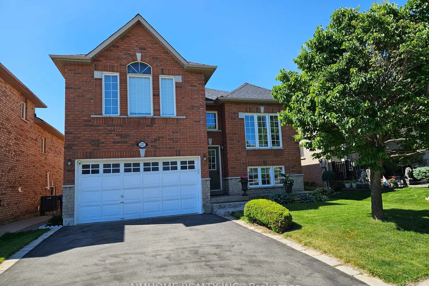 3227 Scotch Pine Gate