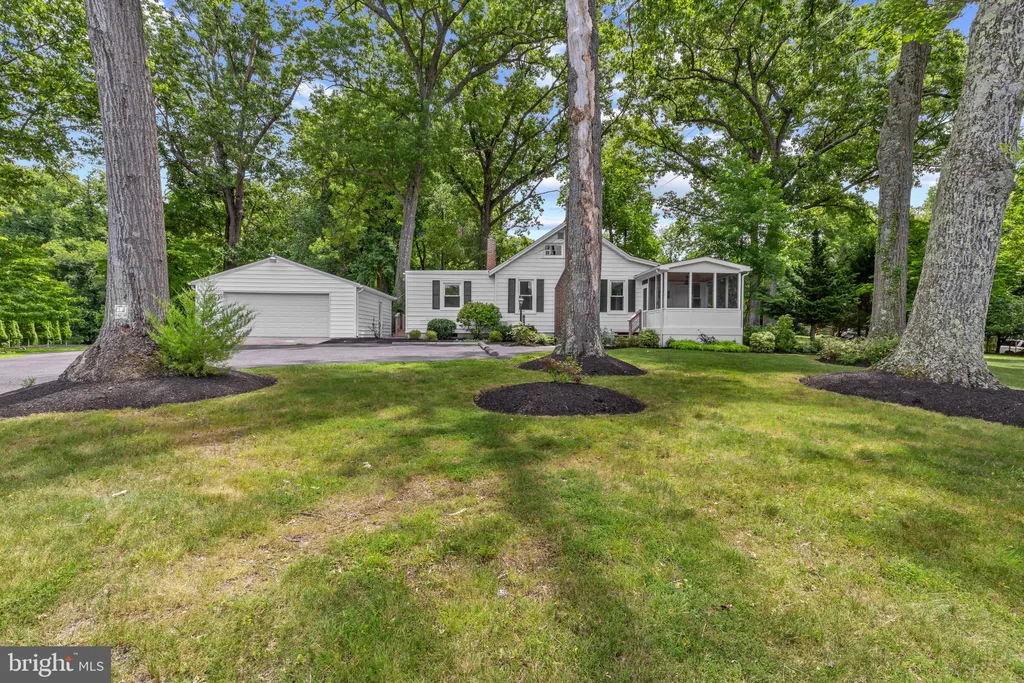13777 Notley Road, Silver Spring, MD 20904 photo 3