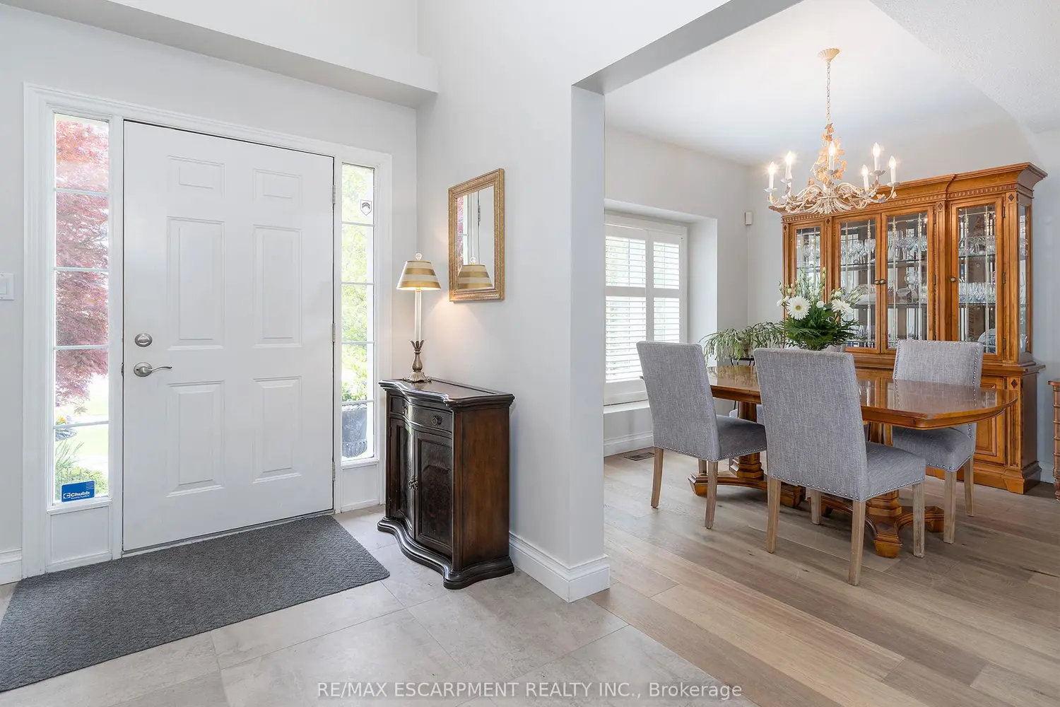4021 Mountain Street photo 4