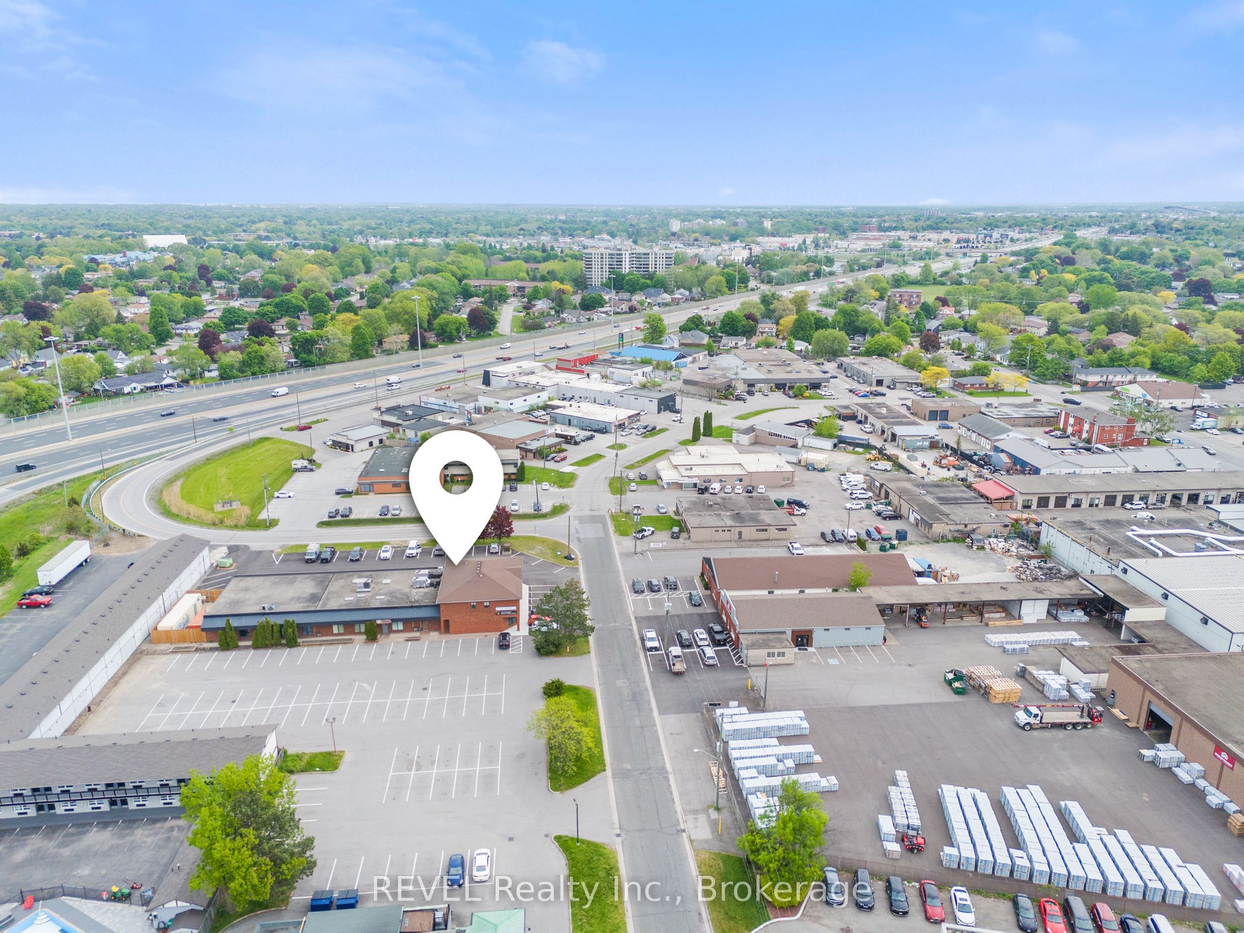 100B-36 Hiscott Street, St. Catharines, ON, L2R 1C8 photo 2