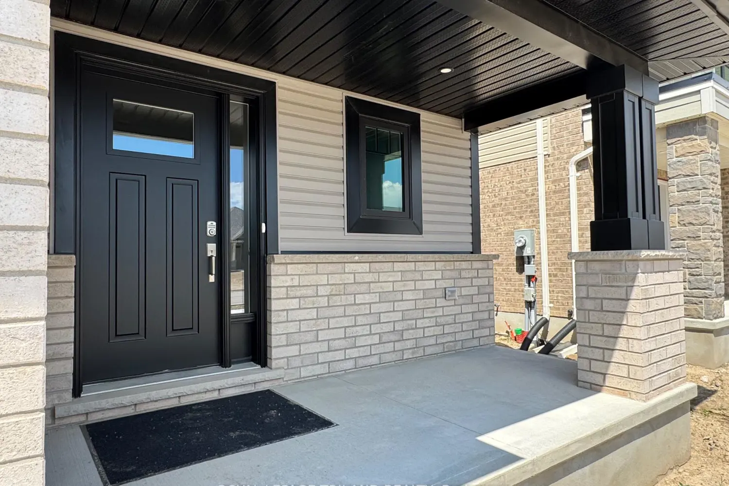 116 Styles Drive photo 2