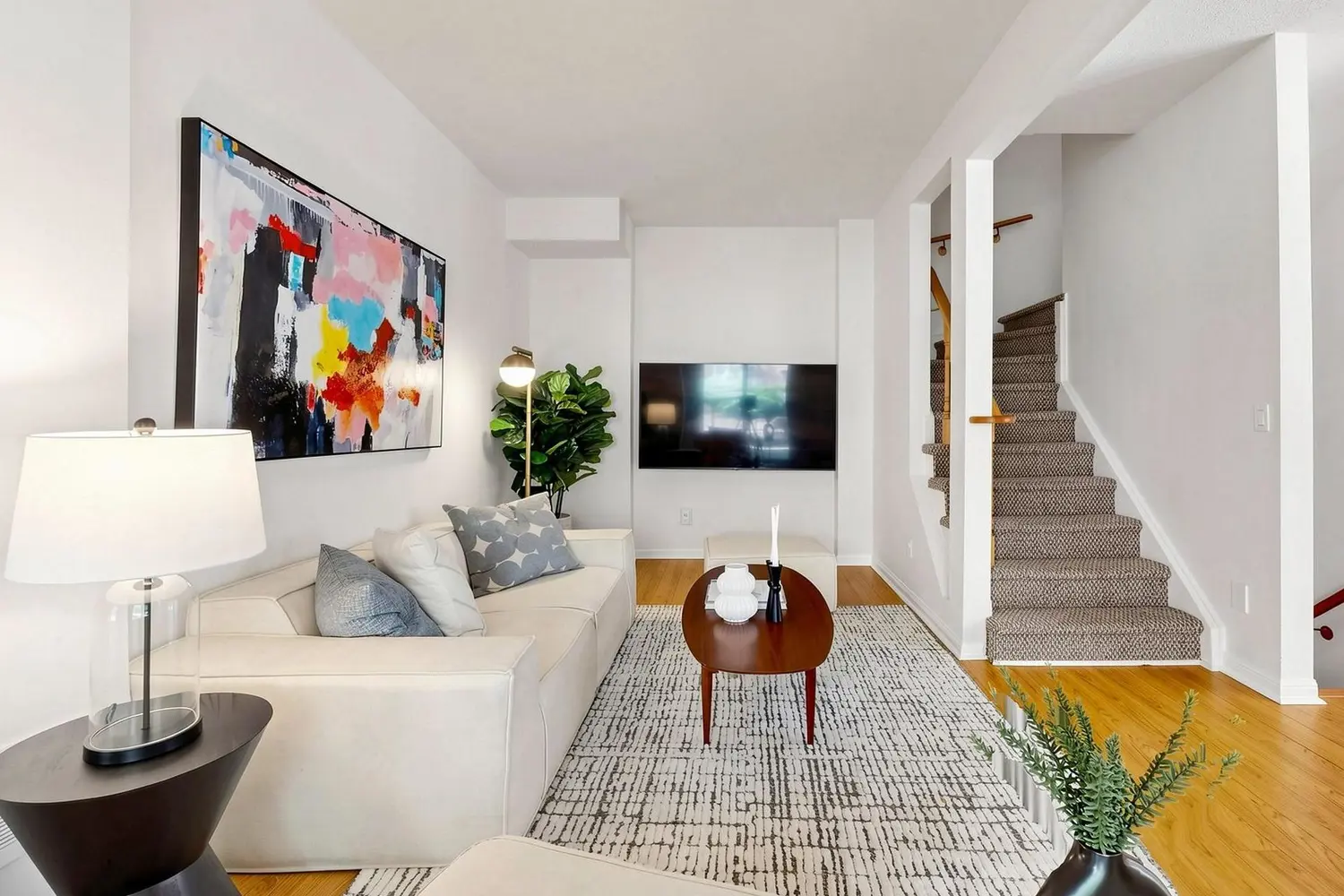 5 St Moritz Way 21 photo 3