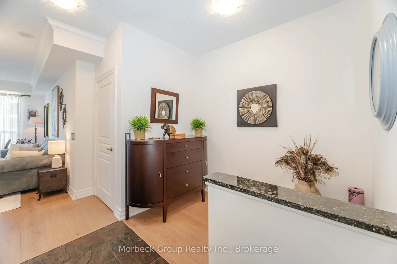 2083 Lake Shore Boulevard 1413 photo 4
