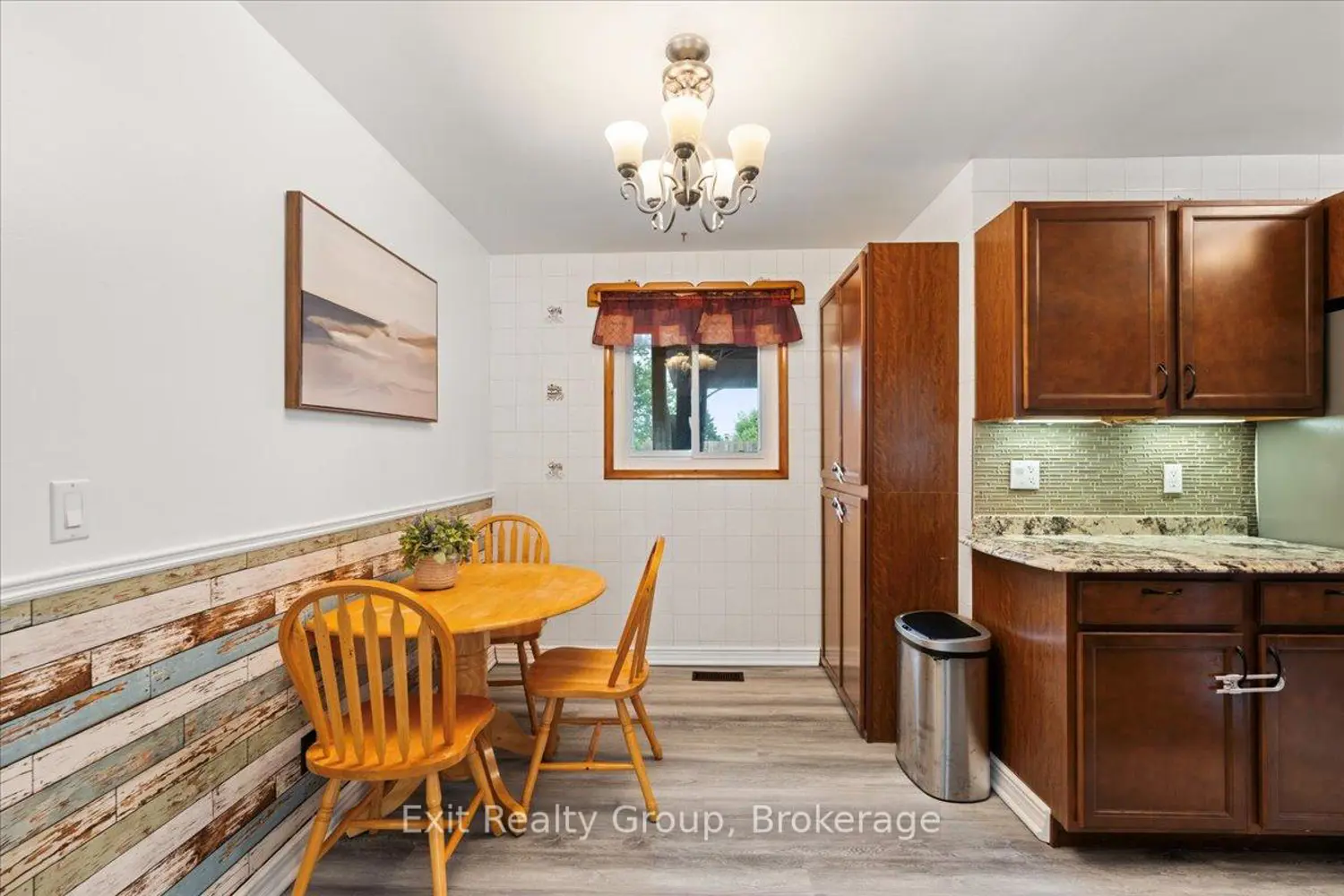 29 Barry Road photo 3