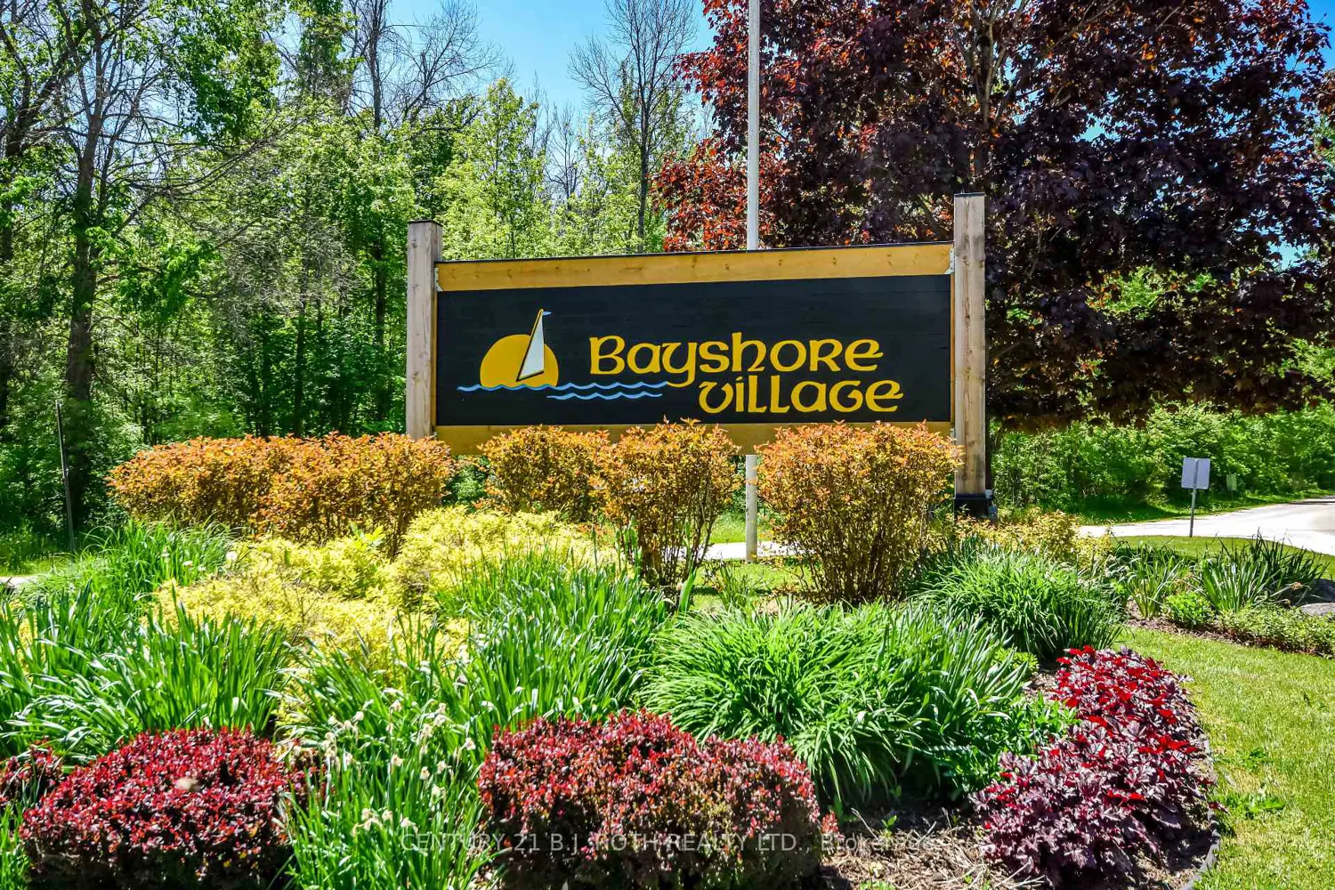 183 Bayshore Drive photo 4