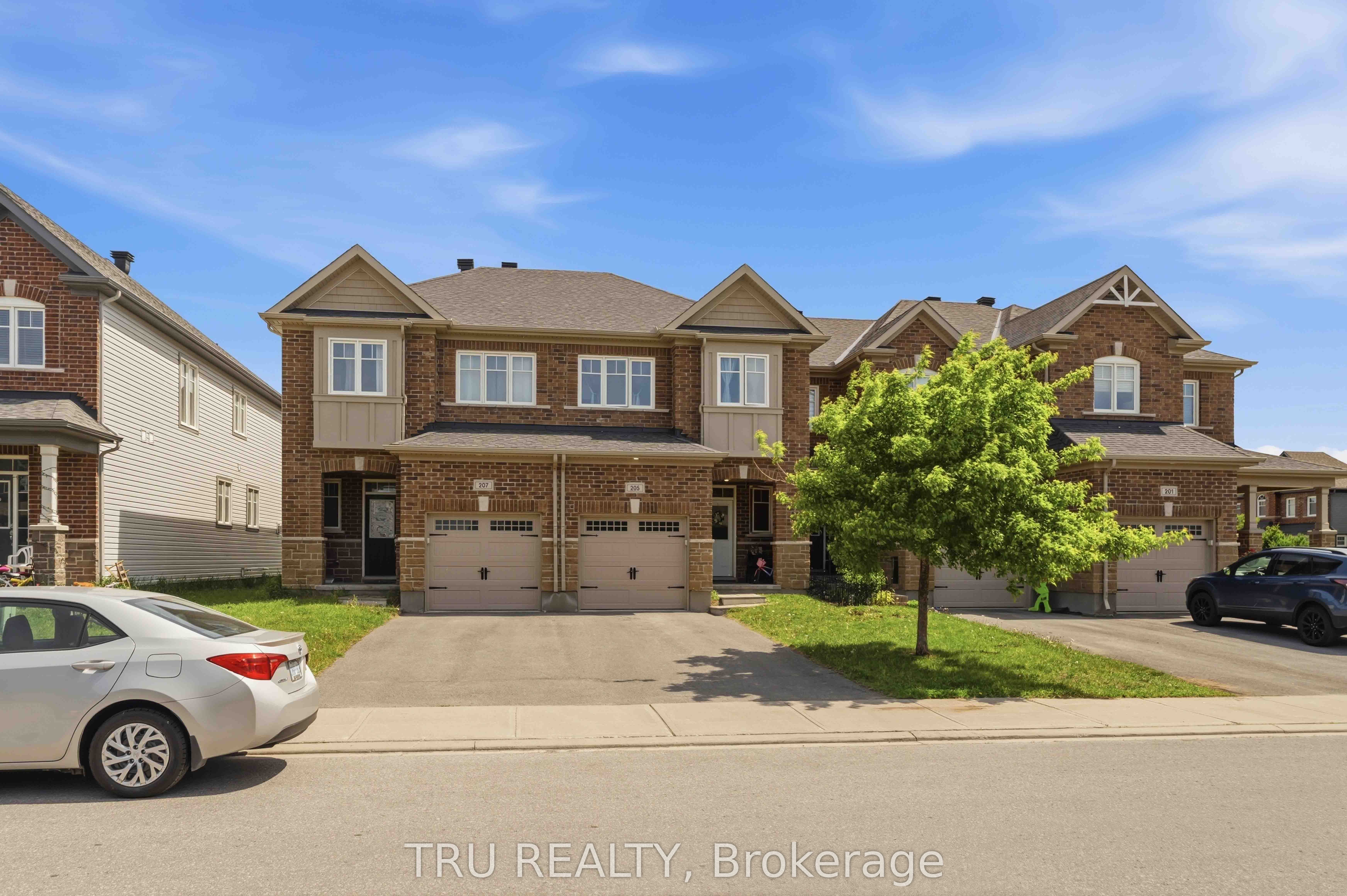 205 Losino Crescent, Ottawa, ON, K2V 0E4