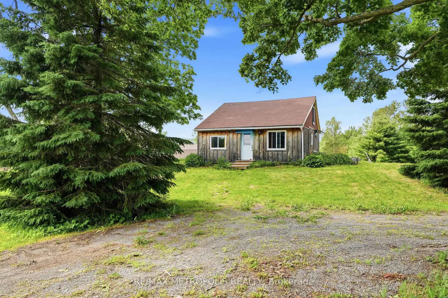532 Mitchell Road photo 2