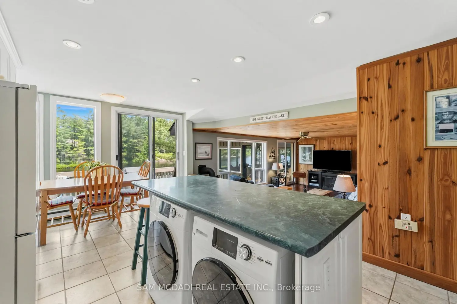 11 Pinetree Rd S1 Road photo 2