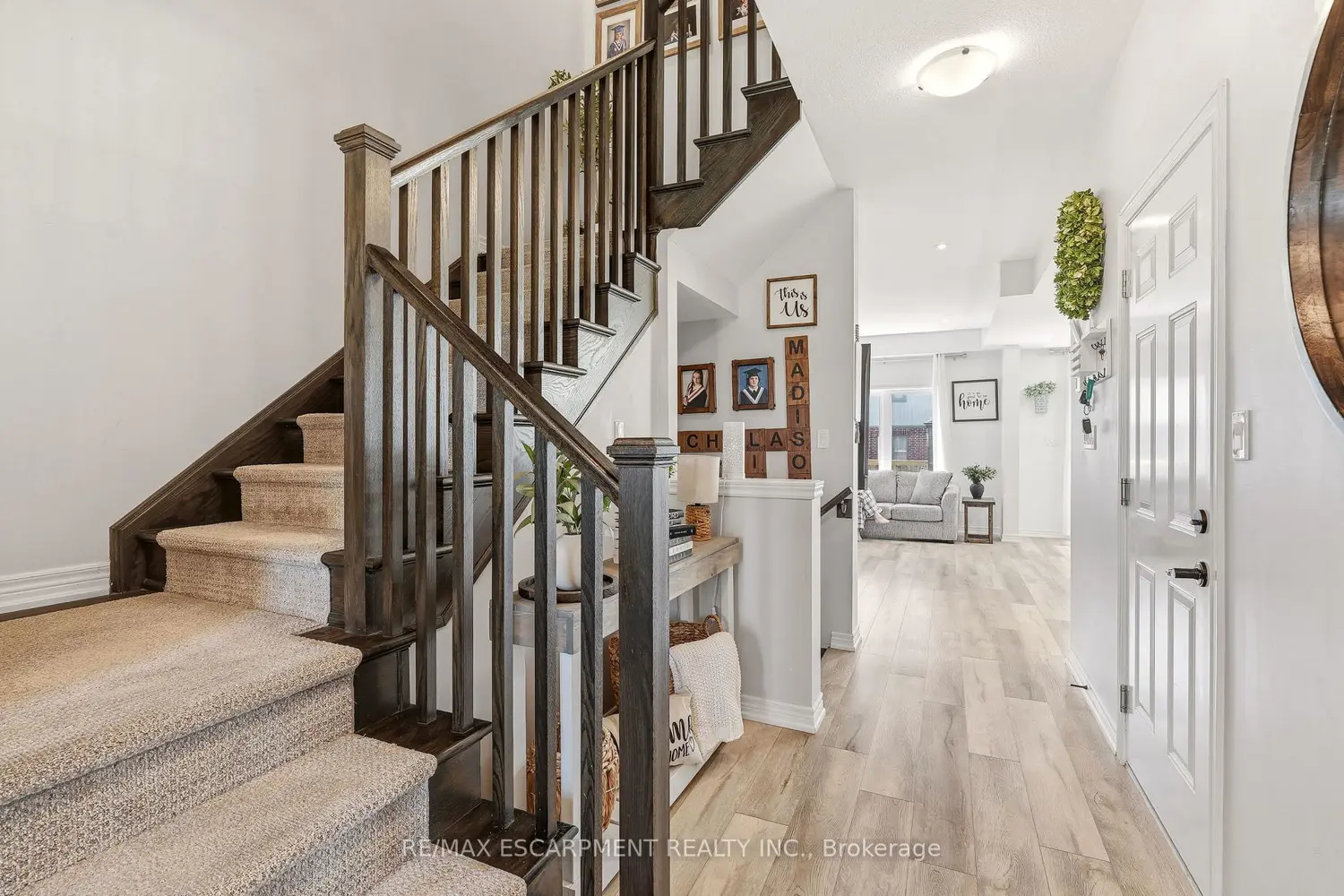 19 Severino Circle photo 3