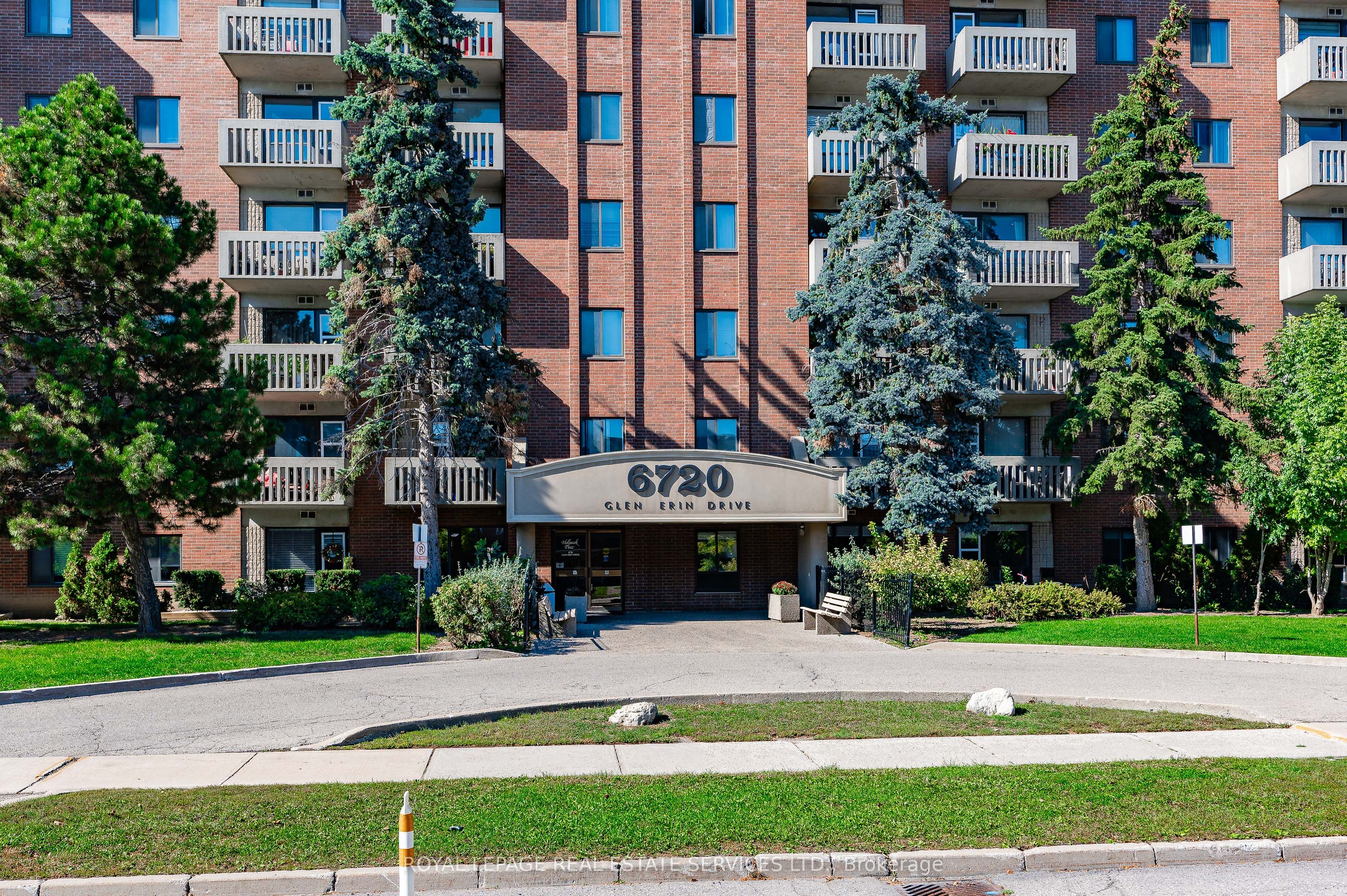 904-6720 Glen Erin Drive, Mississauga, ON, L5N 3K8