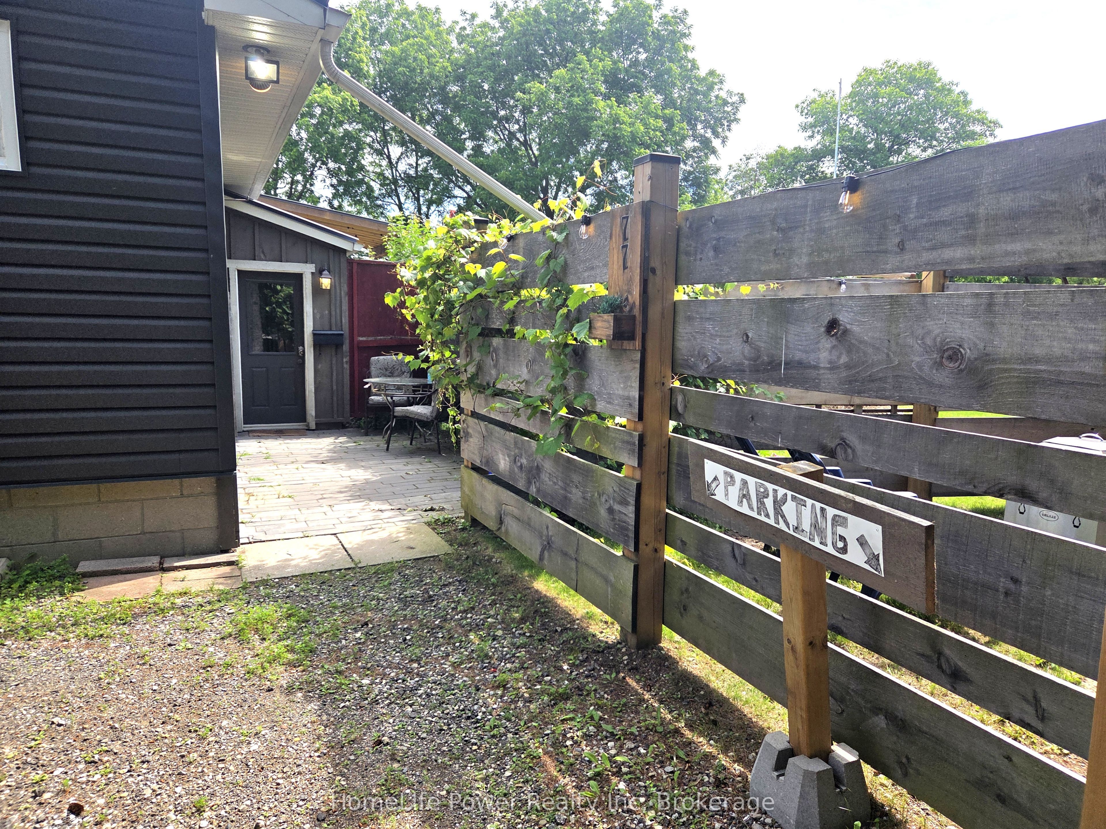 Bsmt-77 Farnham Road, Puslinch, ON, N0B 2J0