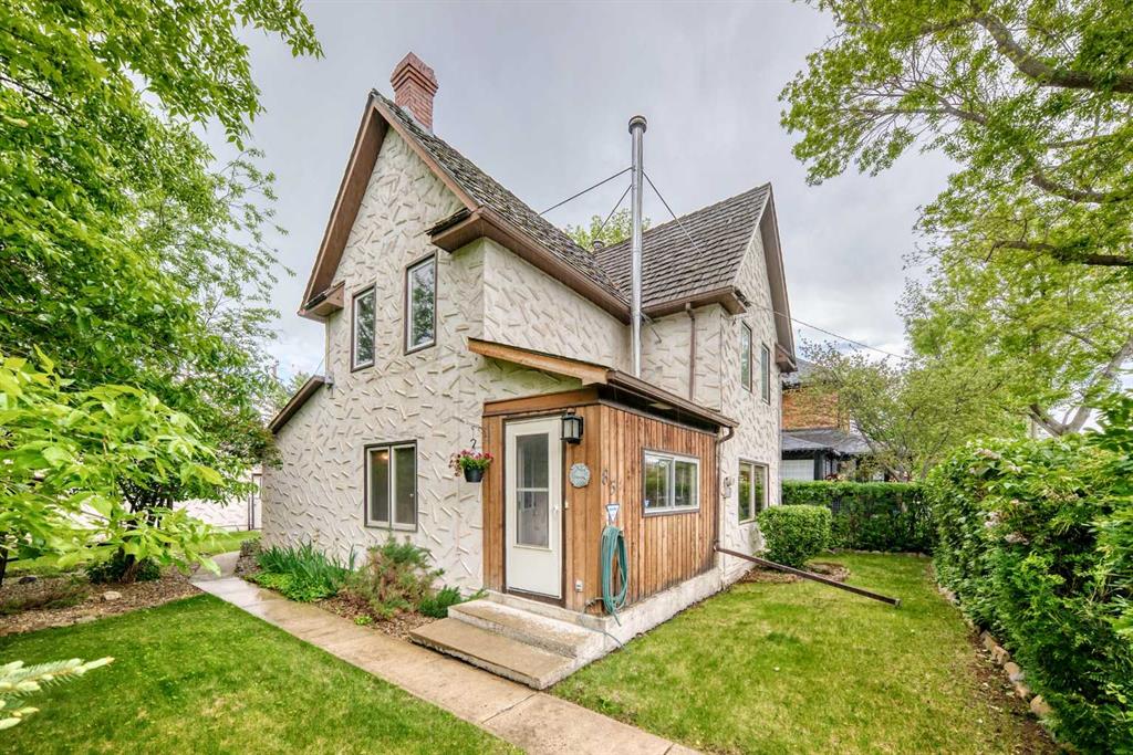 85 Elma Street W, Okotoks, AB, T1S 1J9