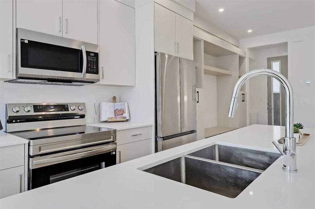 2-828 8 Avenue NE, Calgary, AB, T2E 9E2 photo 3