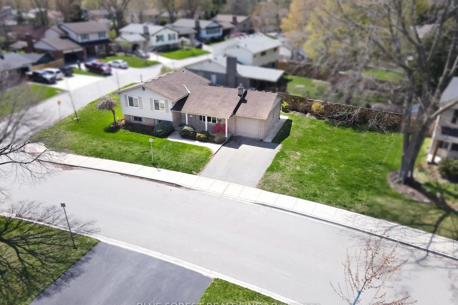 23 Fox Mill Crescent