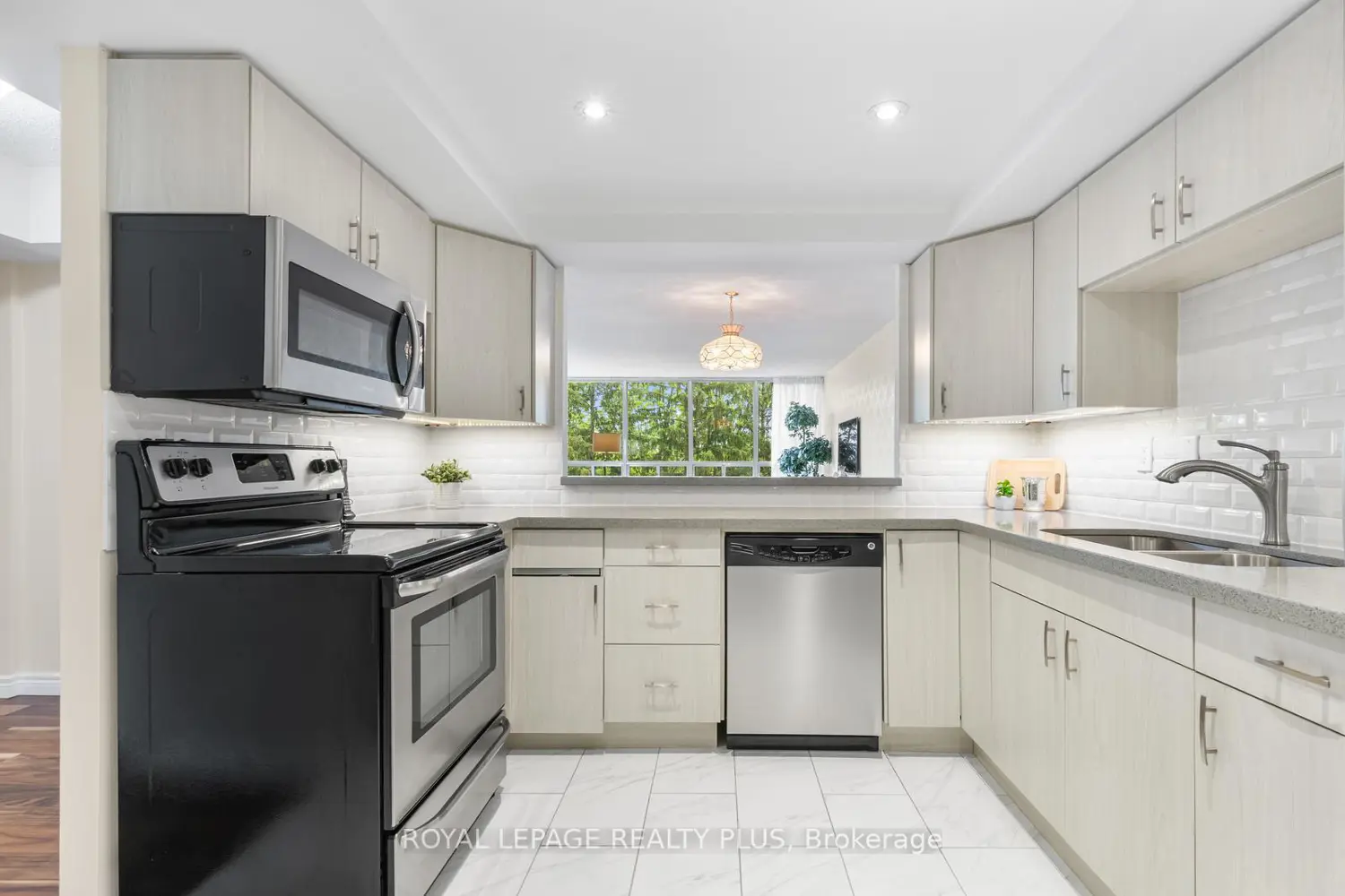 330 Mill Street 301 photo 3