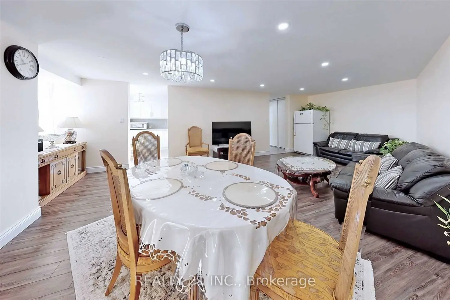 121 Trudelle Street 1709 photo 5