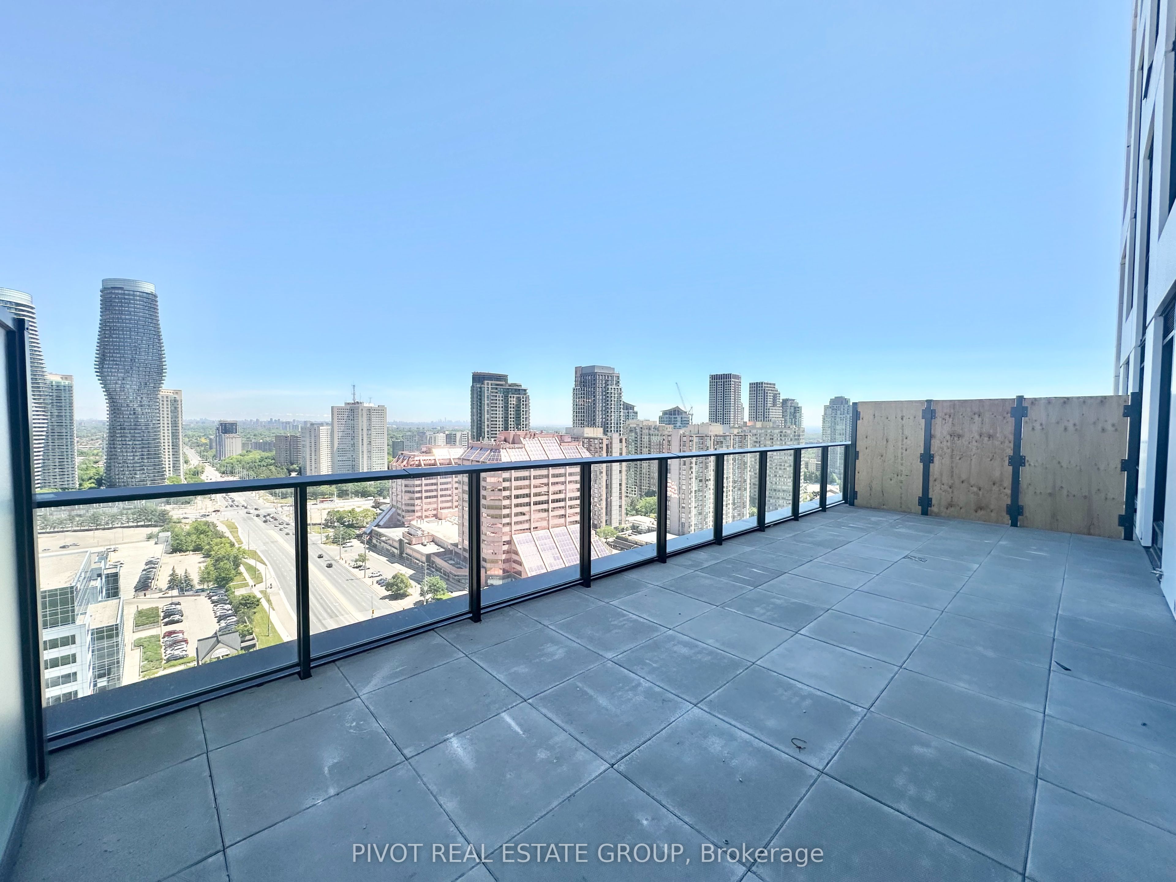 1901-2 Erskine Road, Mississauga, ON, L5B 0S1