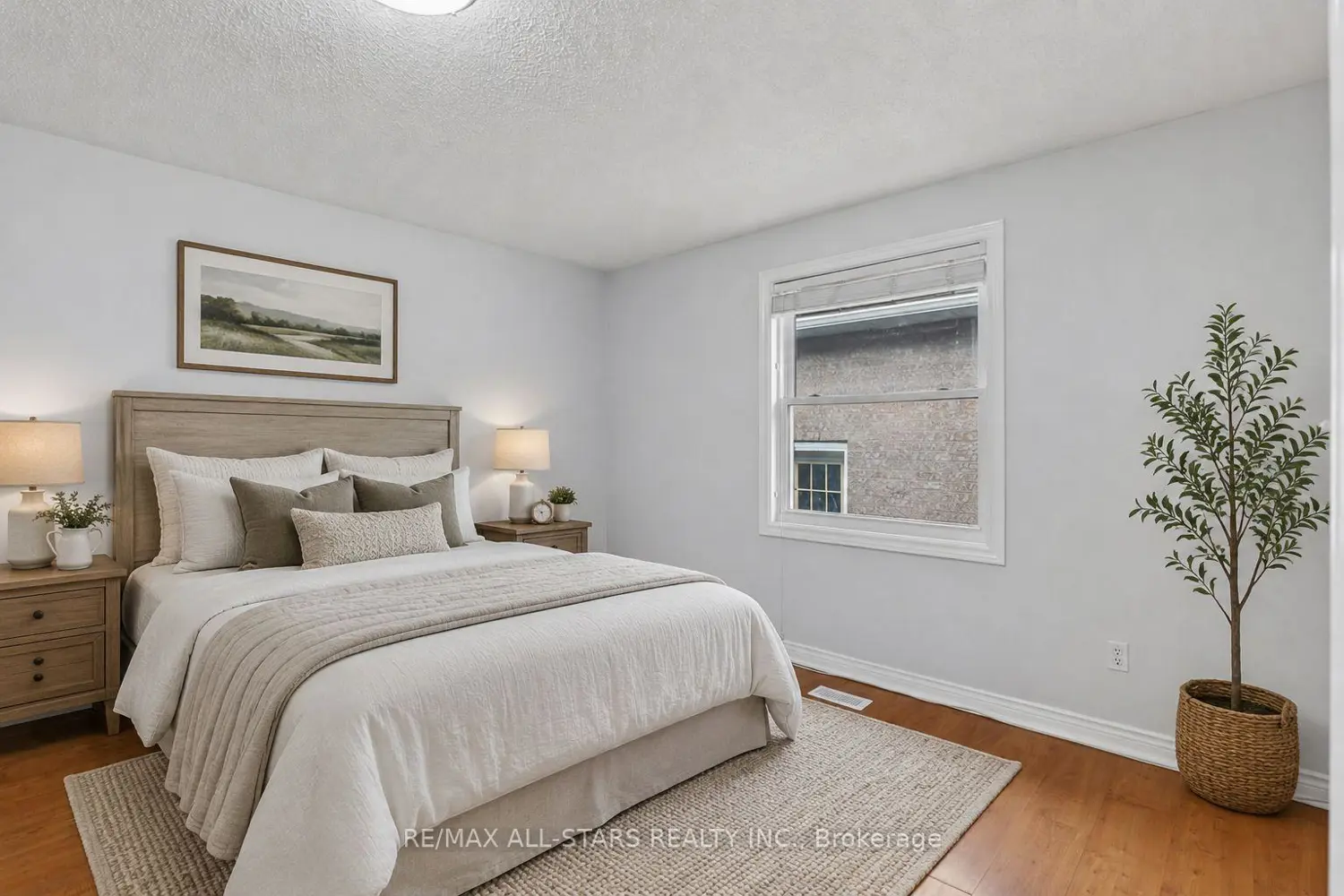 29 Lakeview Drive photo 3