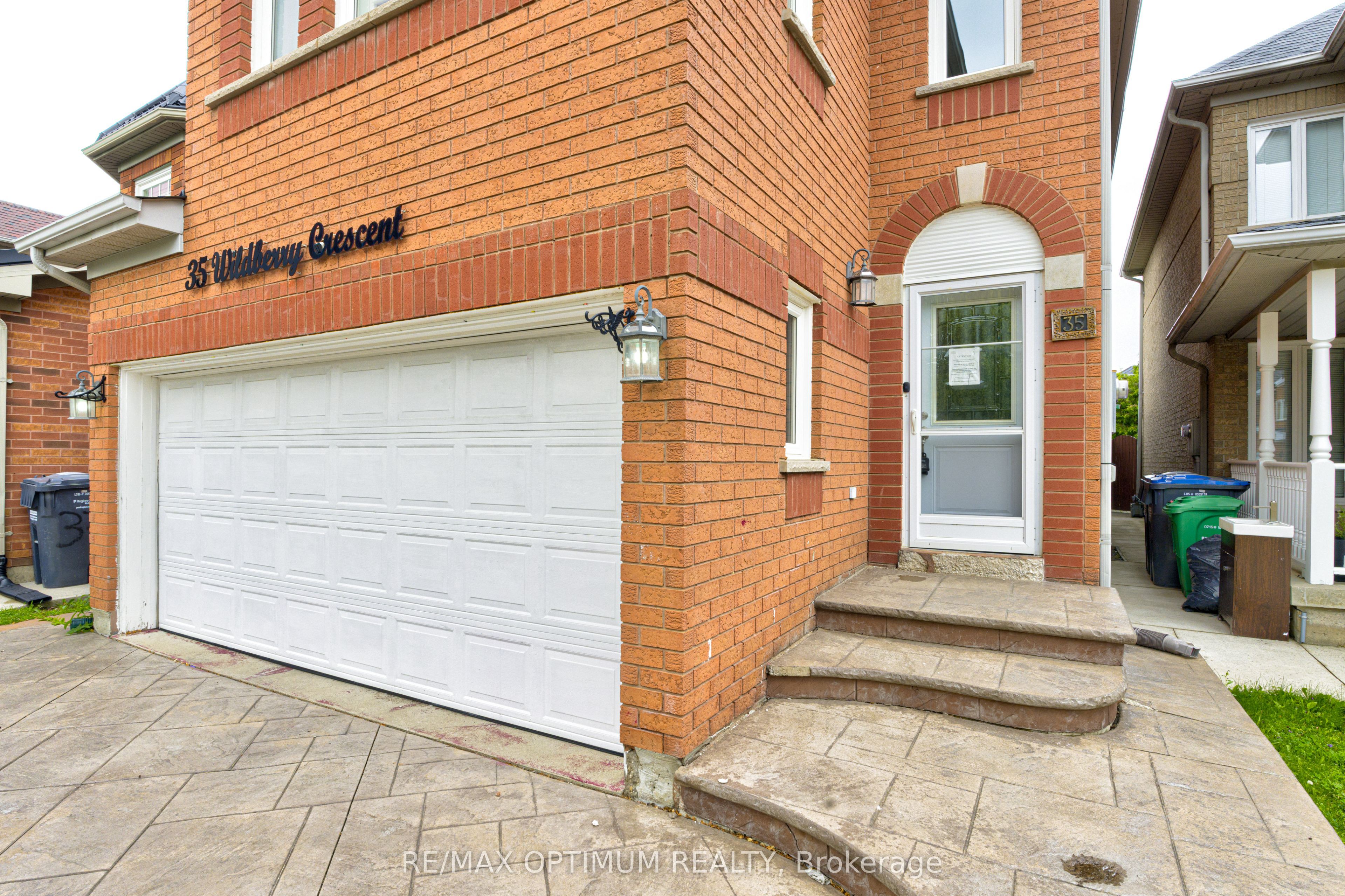 35 Wildberry Crescent, Brampton, ON, L6R 1K1 photo 4