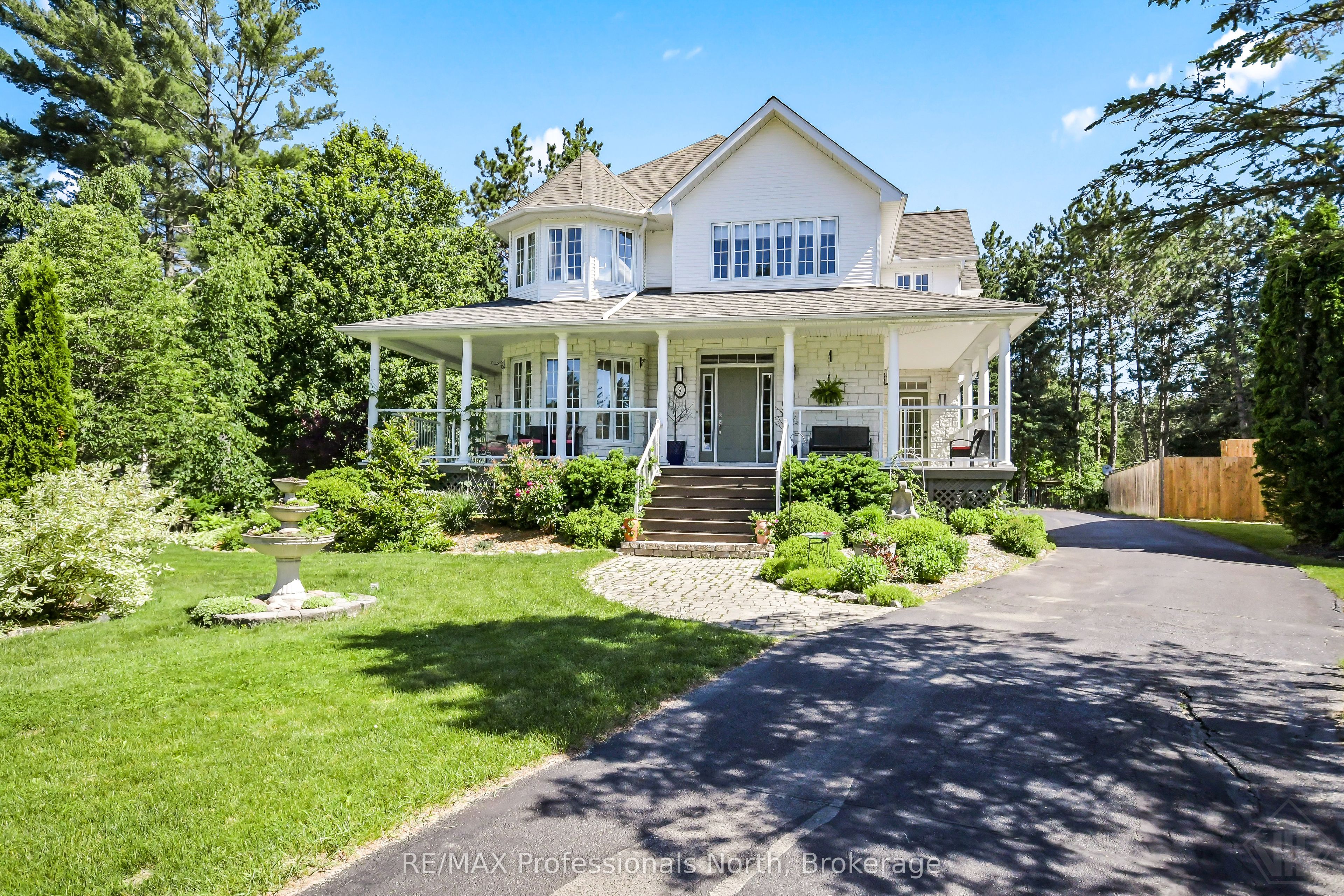 9 Melane Court, Bracebridge, ON, P1L 1X7