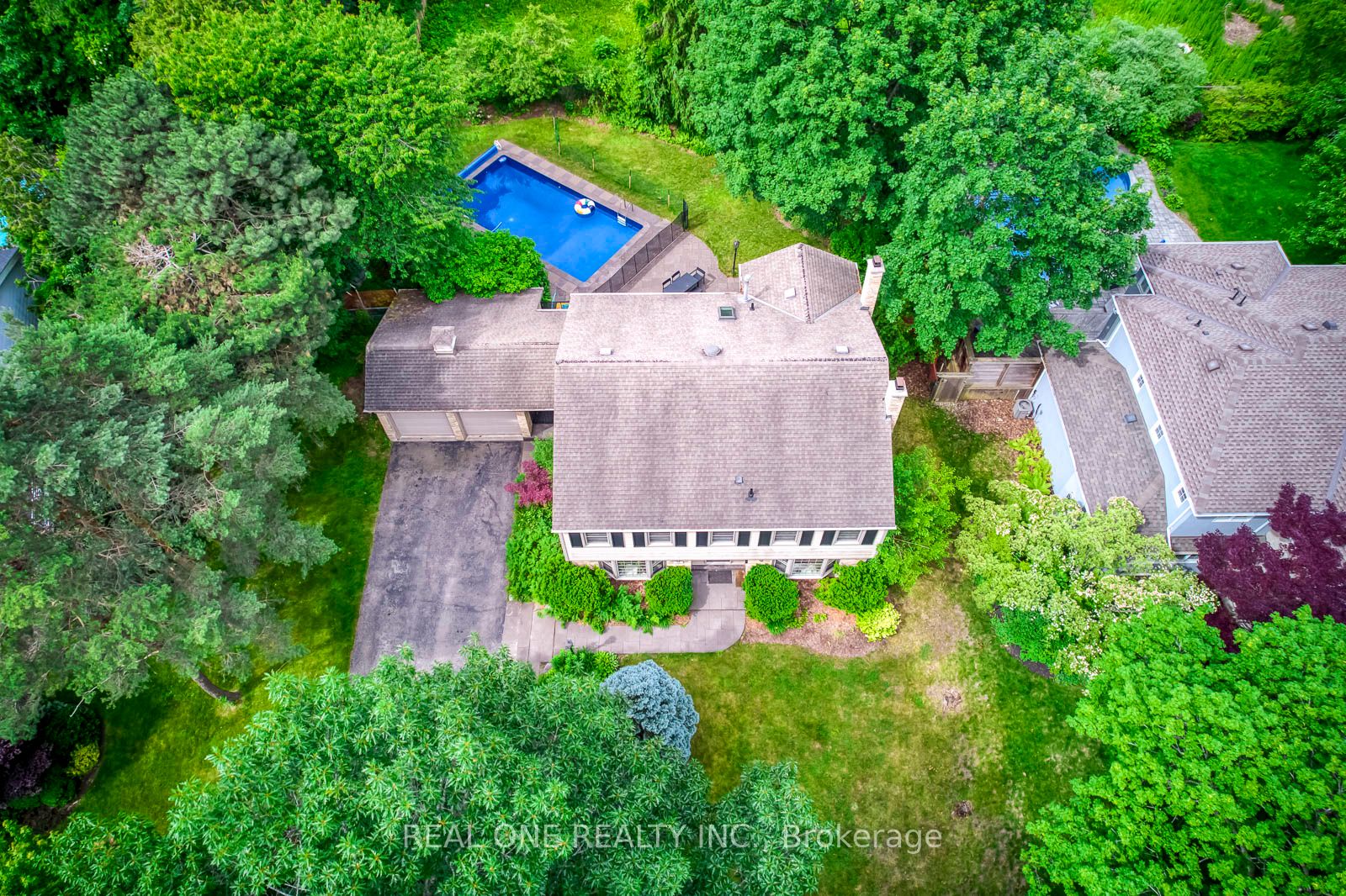 120 Blyth Crescent, Oakville, ON, L6J 5H6