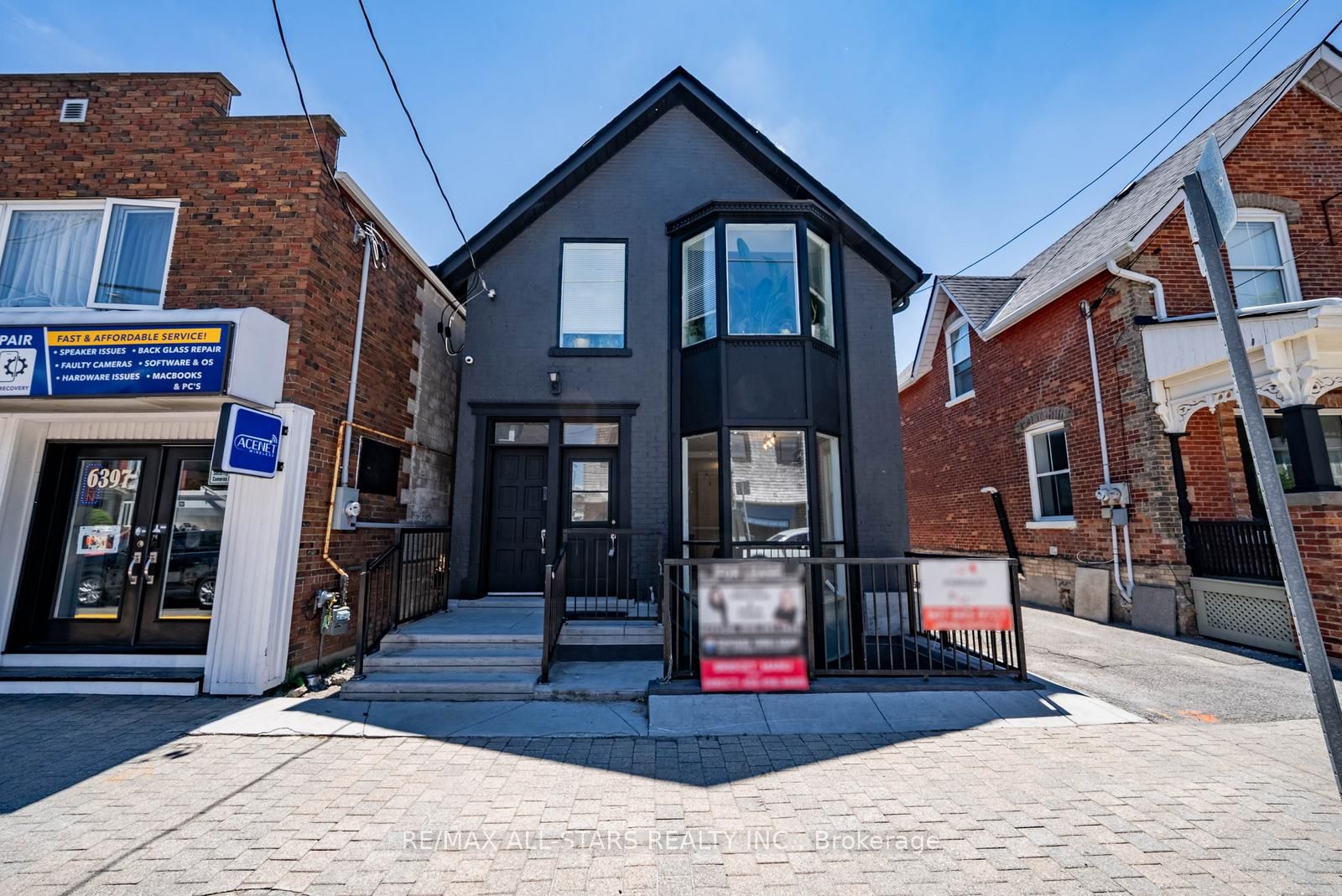 Main-6393 Main Street, Whitchurch-stouffville, ON, L4A 1G4