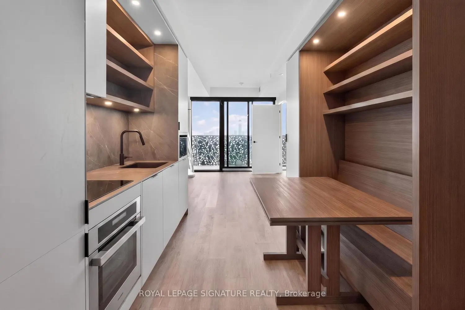 55 Charles Street 4303 photo 5