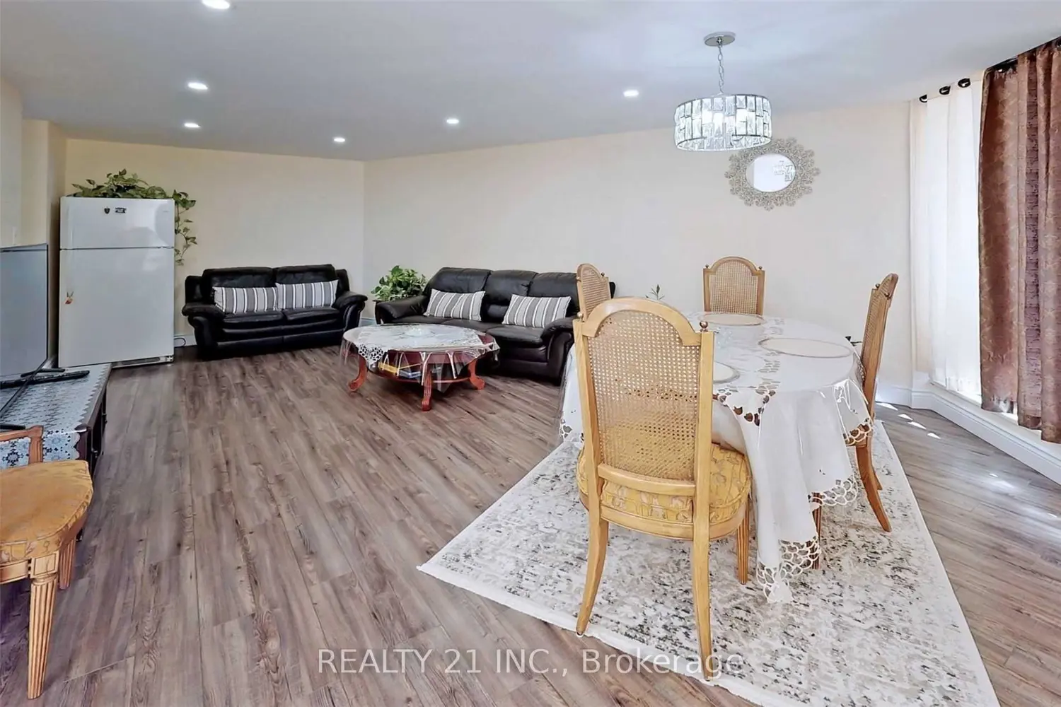 121 Trudelle Street 1709 photo 4