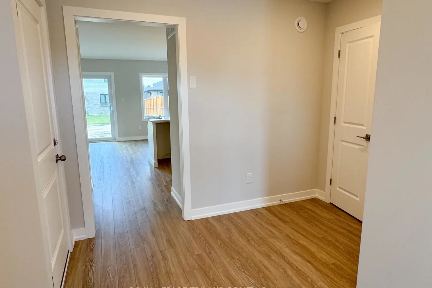 116 Styles Drive photo 3