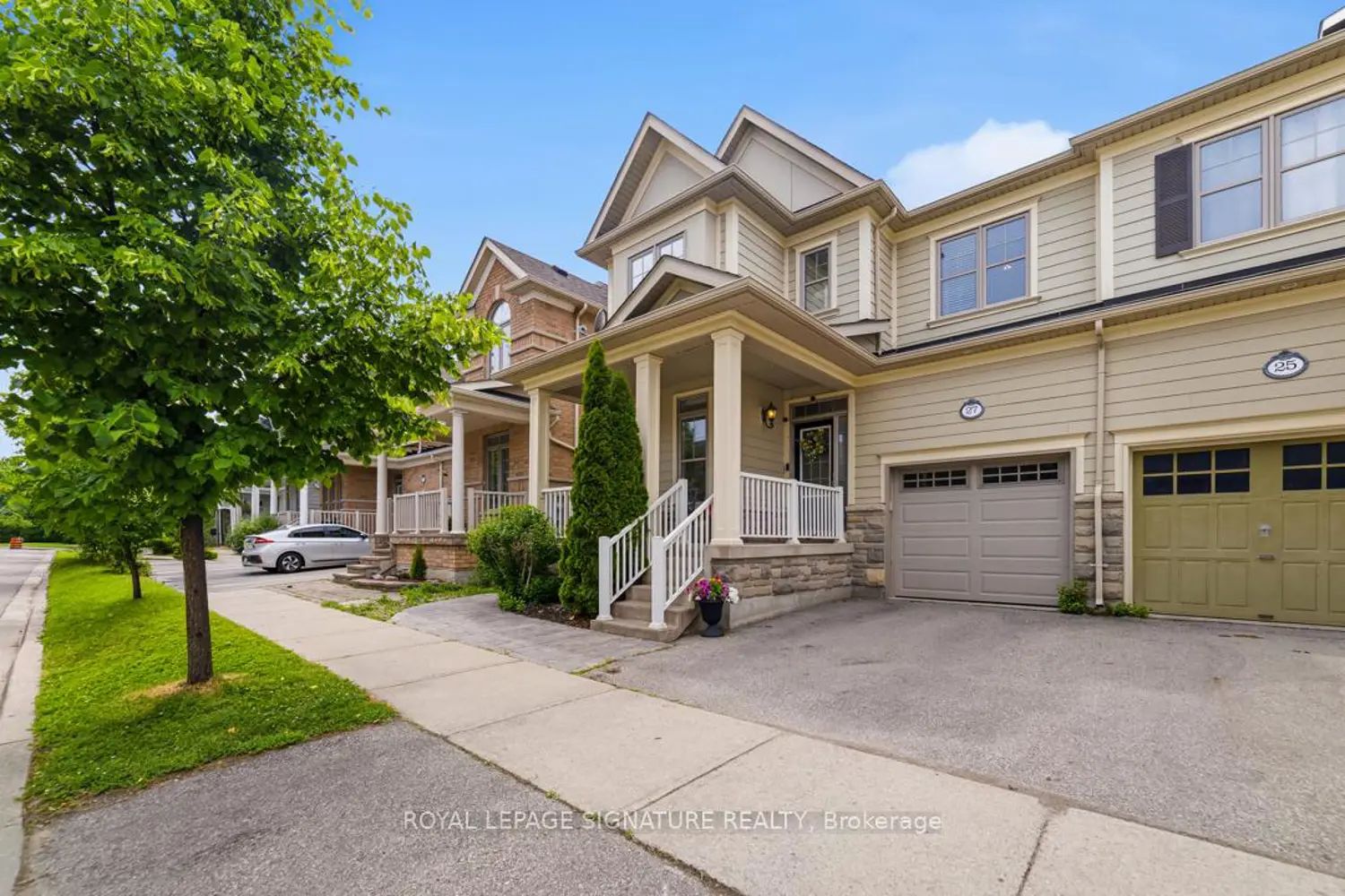 27 Aird Court